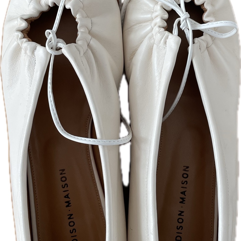 Vero Cuoio White Loafers